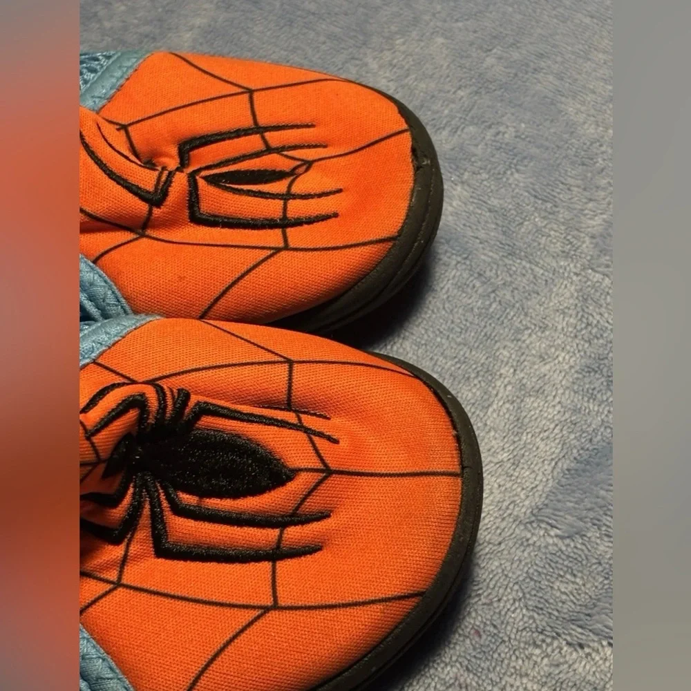 Disney Store Marvel Spider-Man Kids Water Shoes Aqua Socks Size US 13